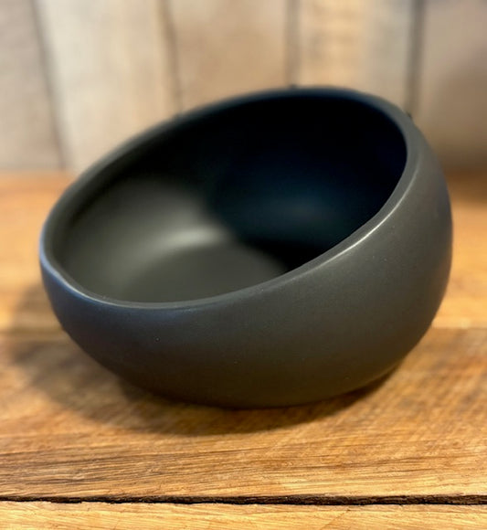 Quapas Keramisk Lutande Matskål Svart