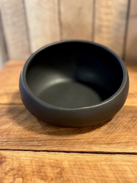 Quapas Keramisk Lutande Matskål Svart